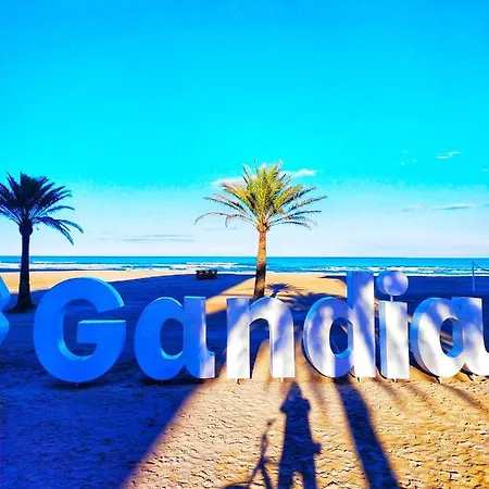 Mirror Gandia